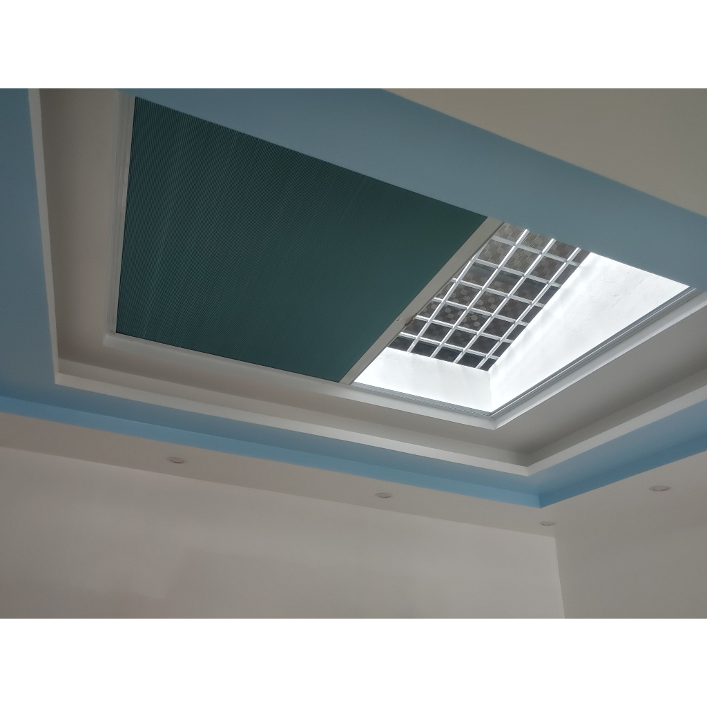 Rèm tổ ong giếng trời hệ tự dộng có điều khiển