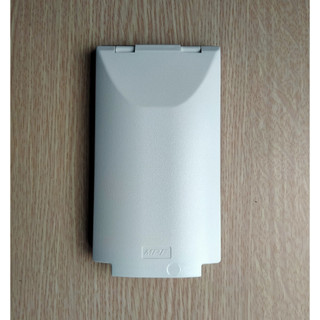 Mặt Che Mưa Công Tắc Ô Cắm Sử Dụng Ngoài Trời Cho Mặt Điện Kích Thước 12x7cm MPE