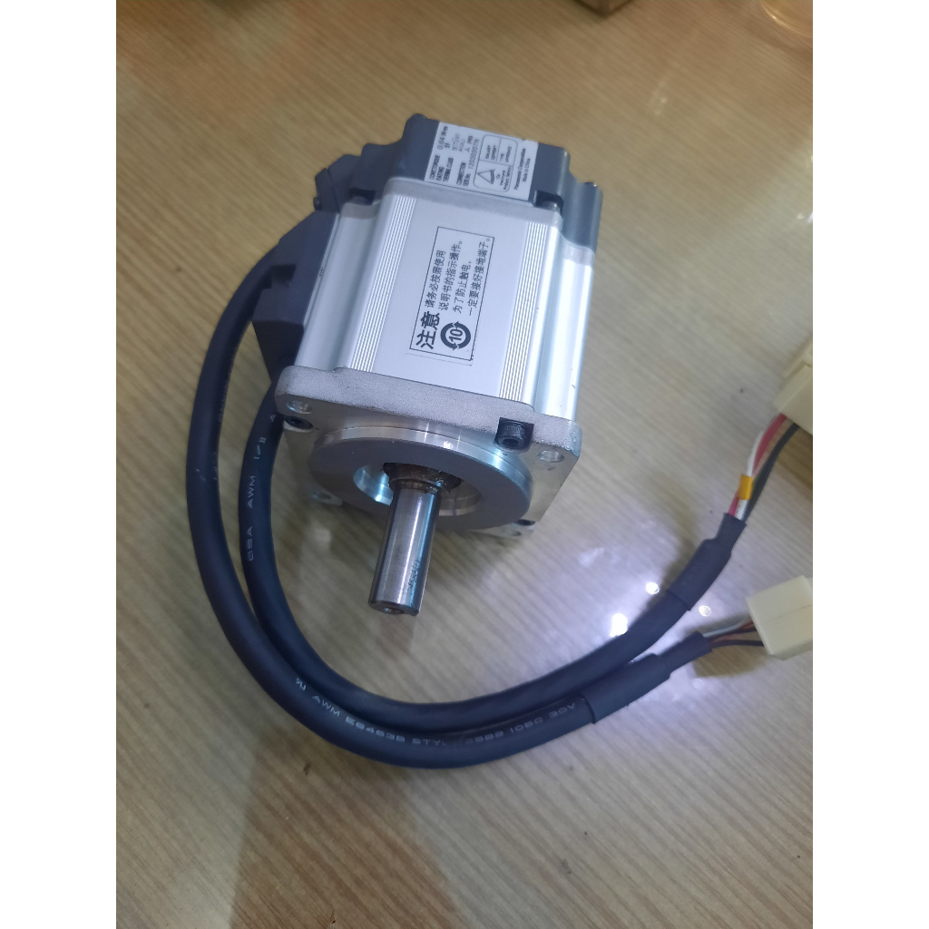 MOTOR SERVO PANASONIC 200W MSMD022S1S