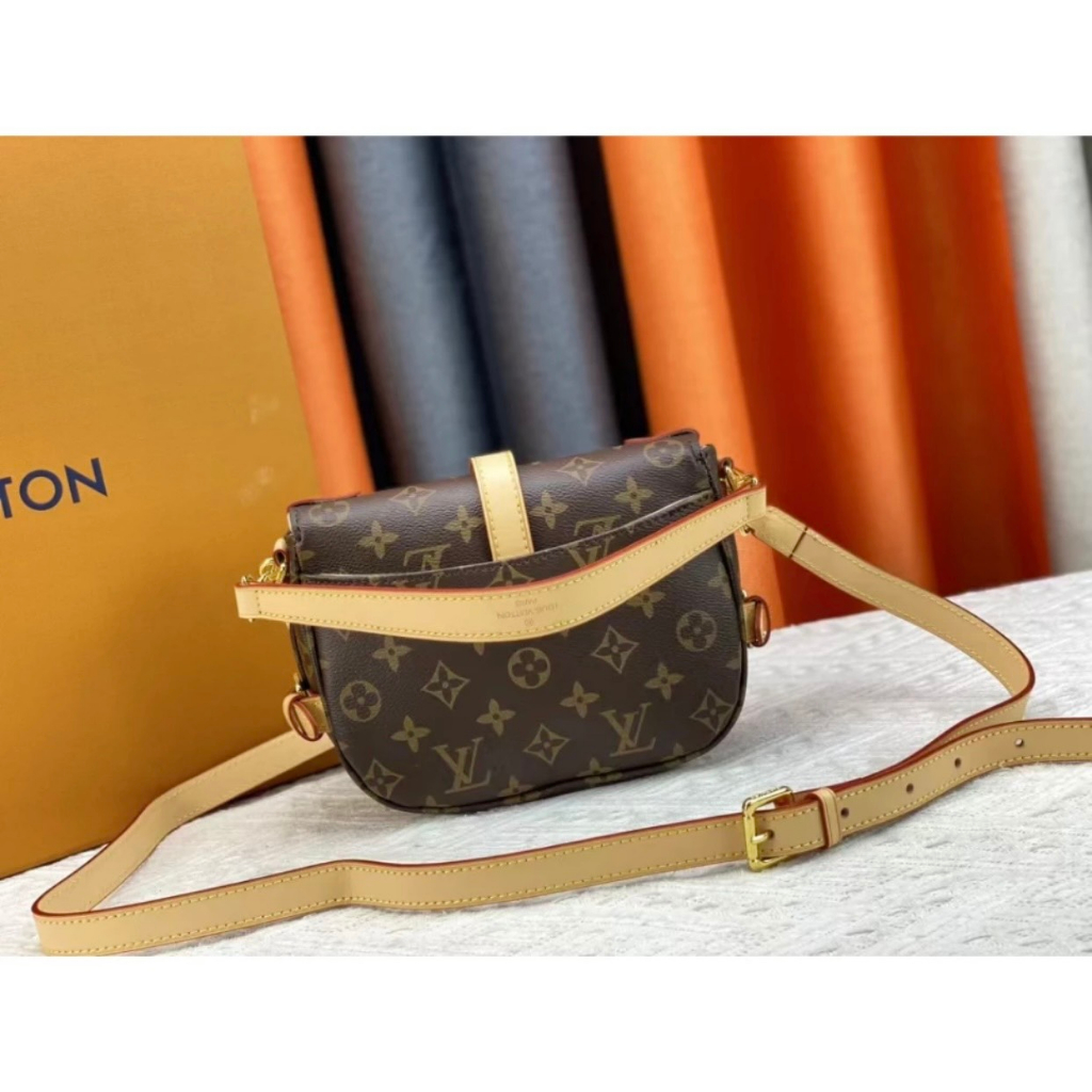 Túi xách nữ đeo chéo size 20cm hàng siêu đẹp full box sịn sò