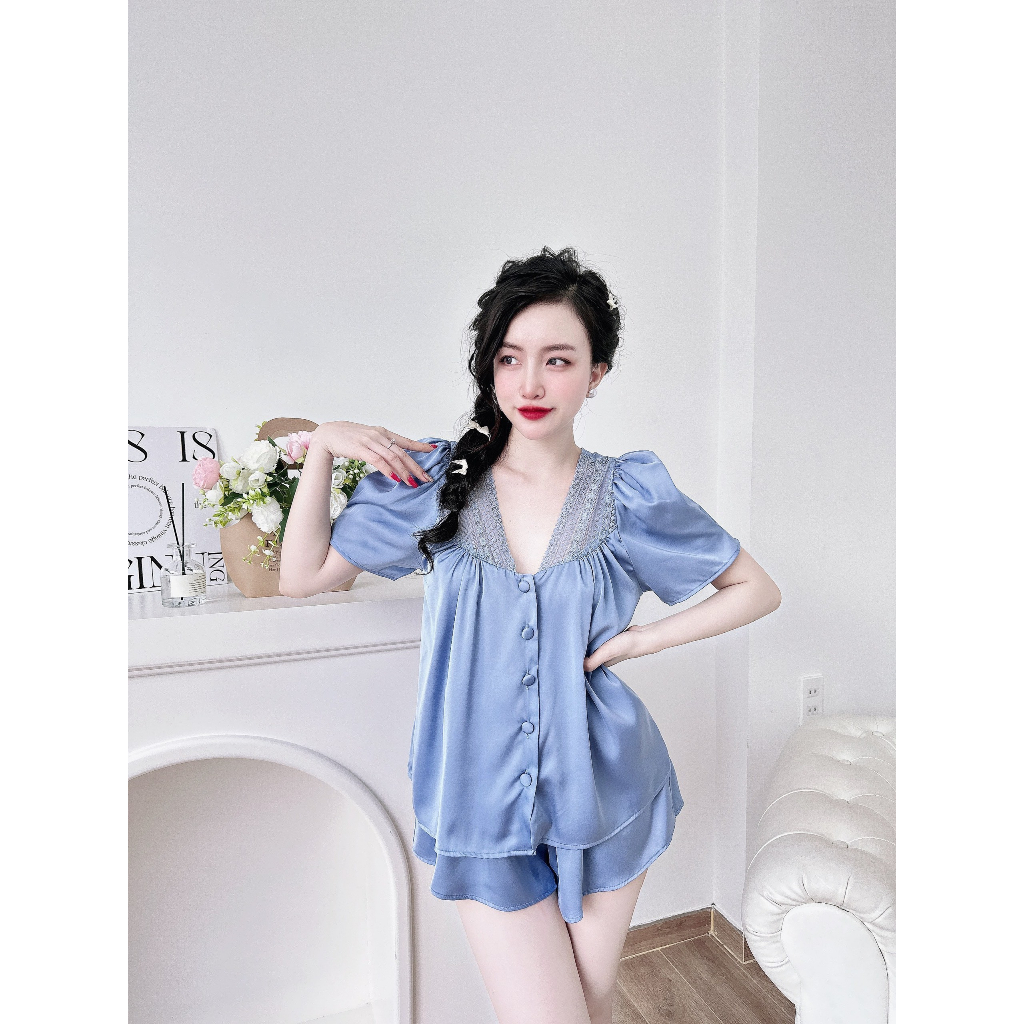Đồ ngủ nữ bộ lụa mặc nhà pyjama quần đùi tay ngắn phối ren chất liệu cao cấp thoáng mát.