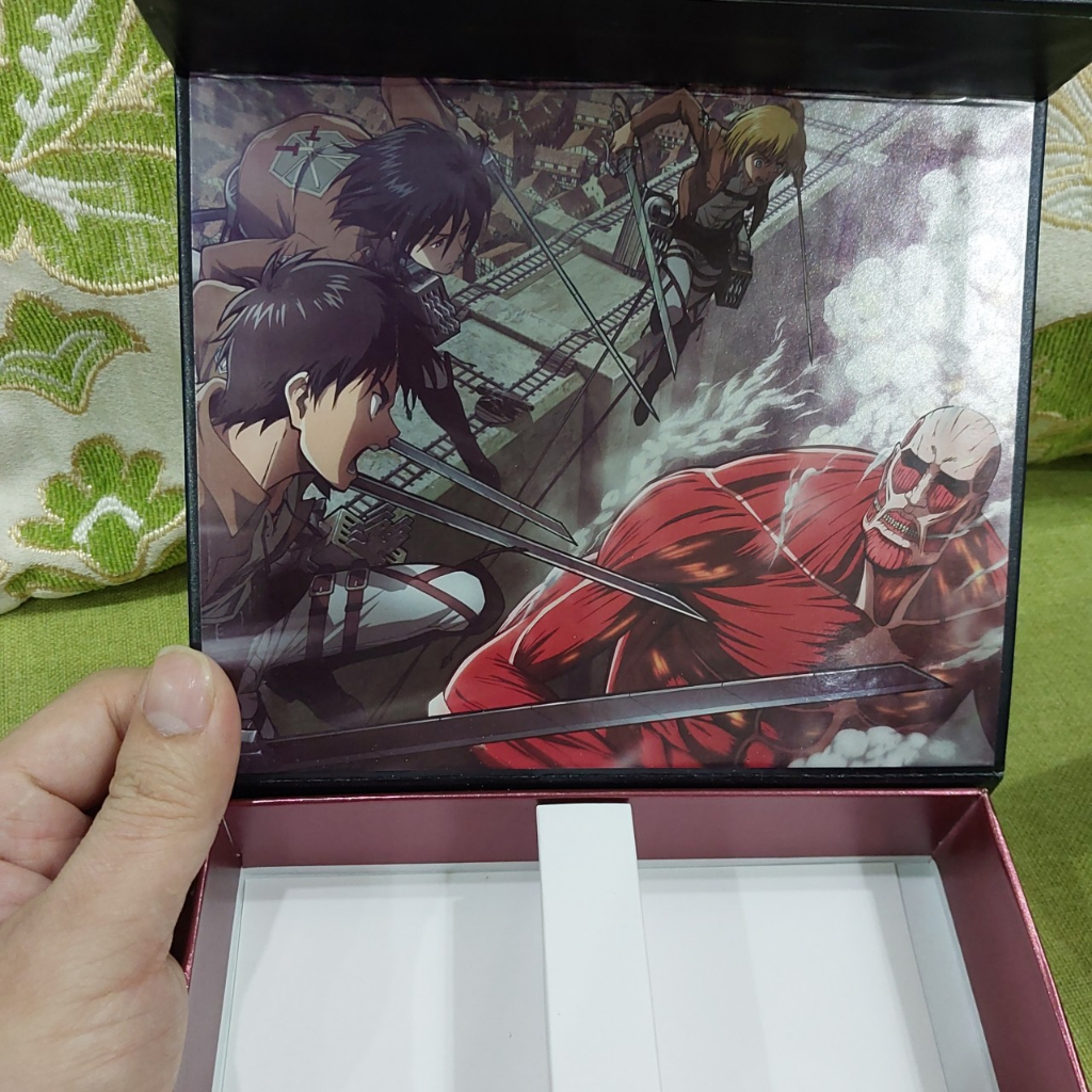 Hộp thẻ Holo Không Attack On Titan sức chứa 400 card tặng 1 thẻ Anime ngẫu nhiên 2129 12-1