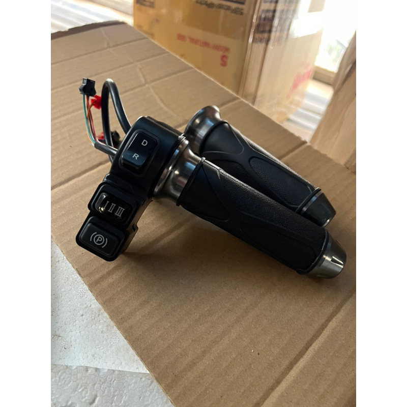 Tay ga xe điện 3 bánh xe máy điện 2 nút