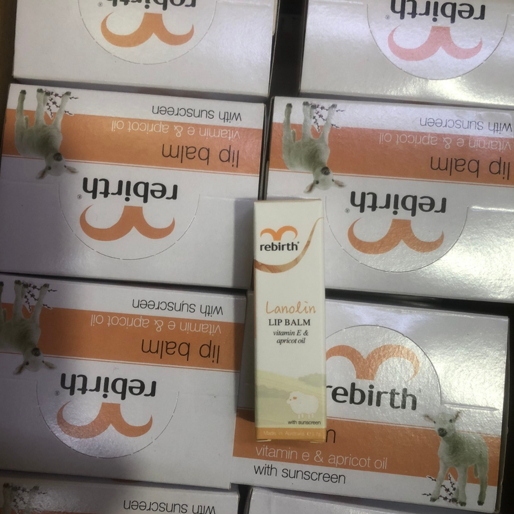 Son dưỡng môi nhau thai cừu Rebirth