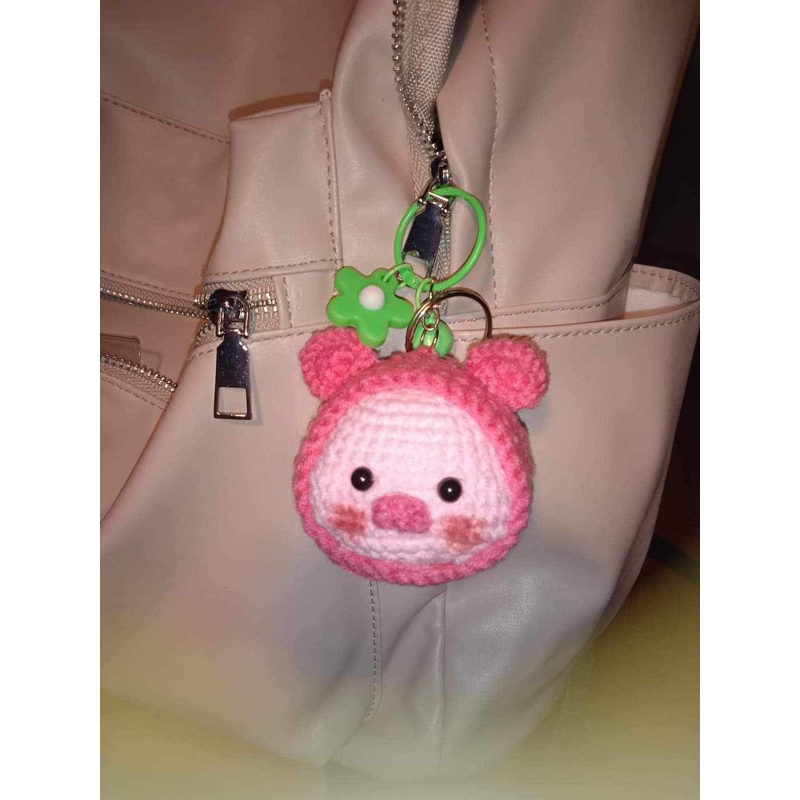 MÓC KHOÁ BÉ HEO TRÙM NÓN APRIL | handmade len