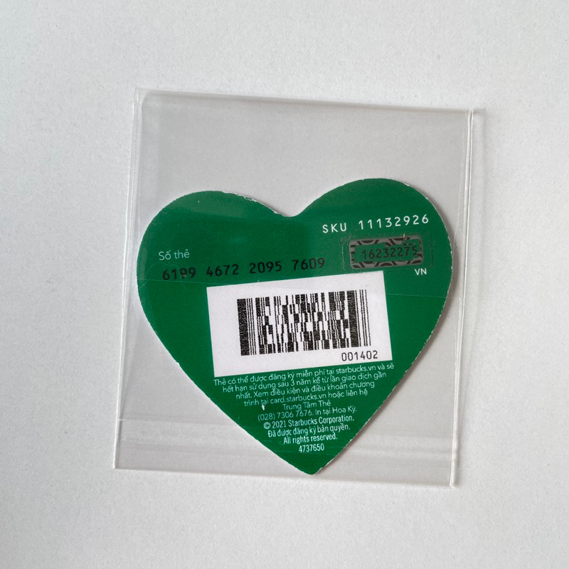 1412 THẺ GIẤY VN HÌNH TRÁI TIM HAPPY HEART DAY, thẻ bay màu viền  STARBUCKS CARD