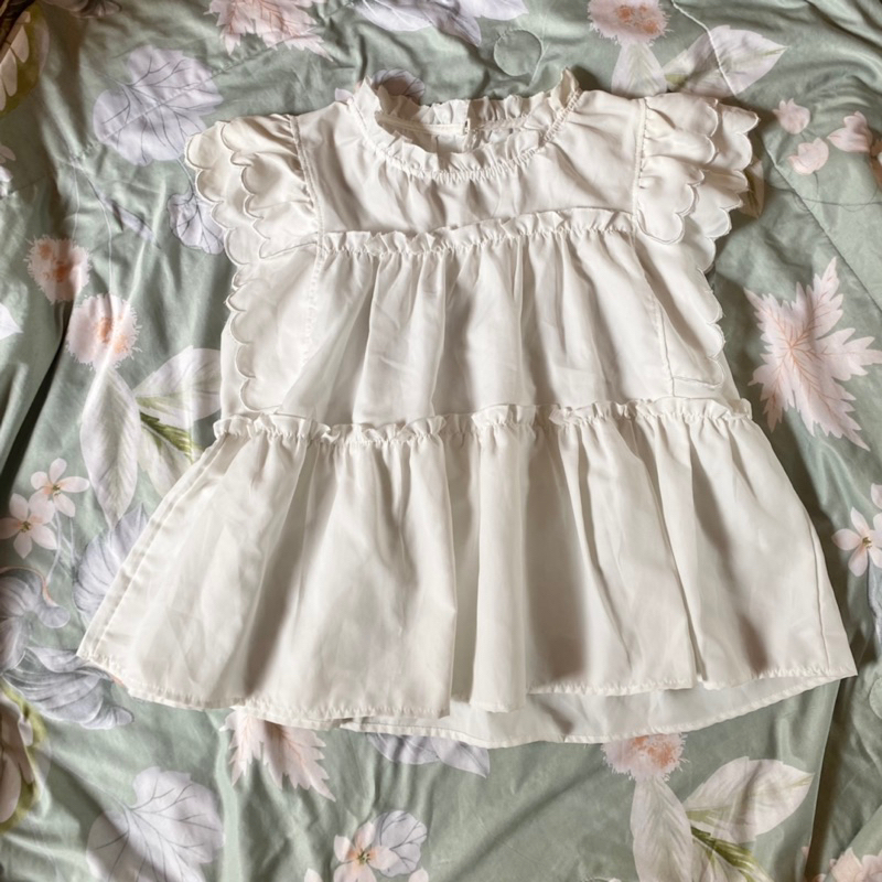 Áo baby doll trắng xoè tay cánh tiên