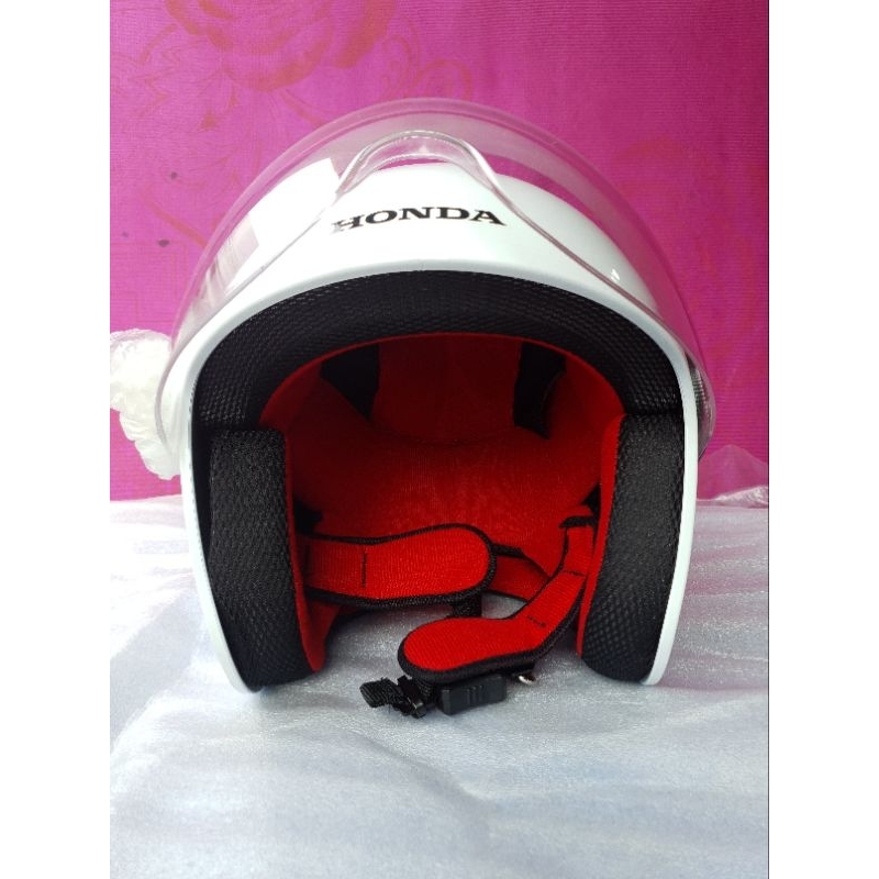 Nón HONDA trắng 3/4  có trầy xước do vận chuyển