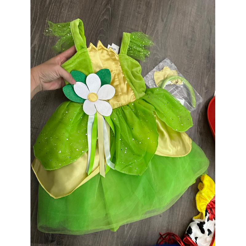 Bộ váy hoá trang bé gái