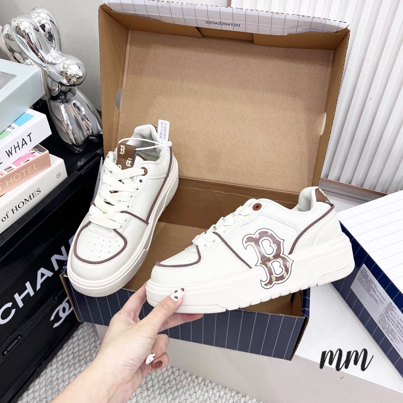 Giày thể thao , hàng cao cấp full box túi giấy ,bản mới về hàng siêu đẹp, chất siêu xịn ,Hàng fullbox Sz 36/44