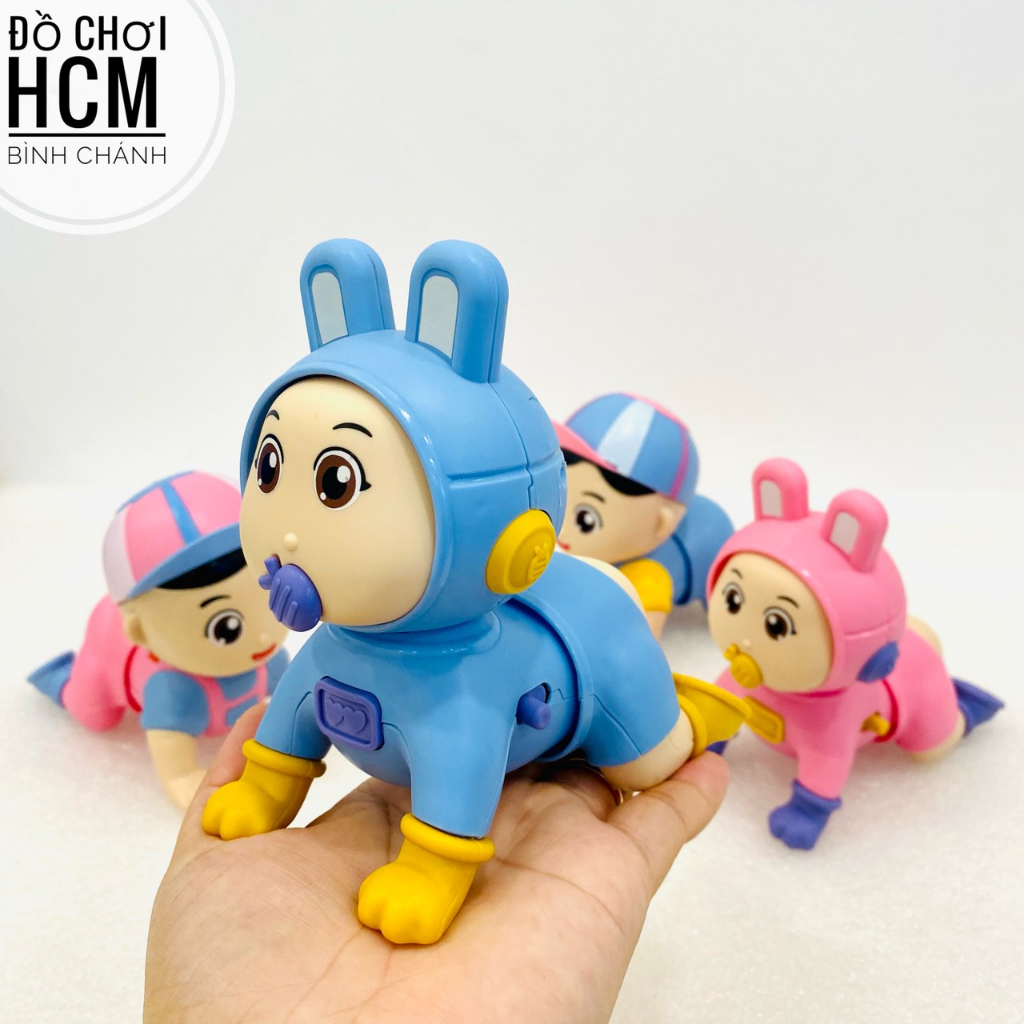 Đồ chơi trẻ em bé tập bò đội mũ, ngậm ti giúp kích thích các bé học tập bò theo rất dễ thương
