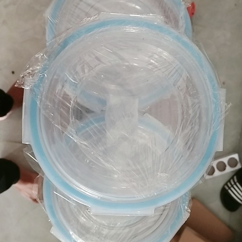 Hộp đựng thực phẩm thủy tinh 1000ml hình tròn.
