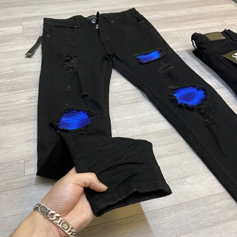 Quần Jean Đen Nam Rách Xước Vá Da Nhăn Xanh Đùi Gối Cực Sang J010