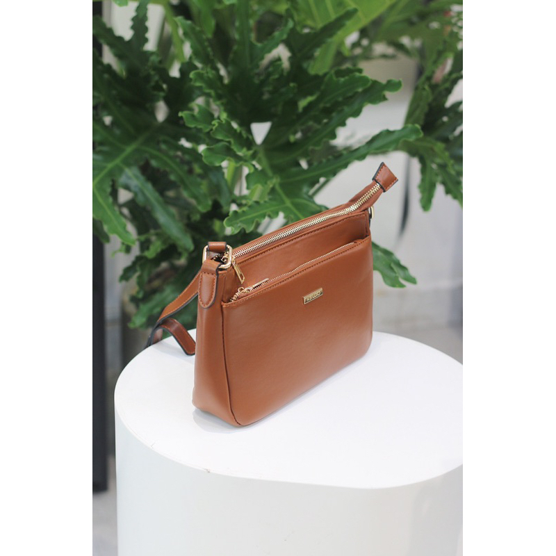 Túi kstudio đeo chéo nữ