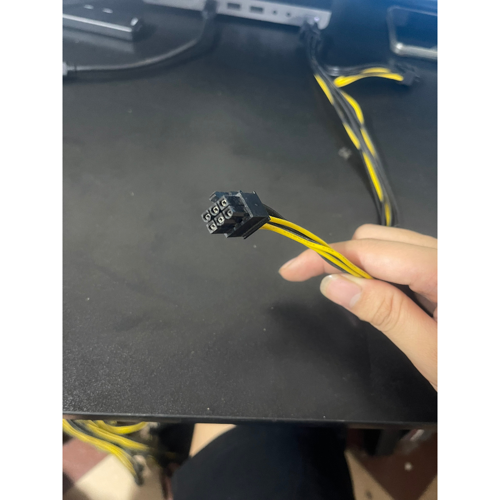 Dây 6pin ra 2 đầu 8pni  pin cho nguồn server, main.