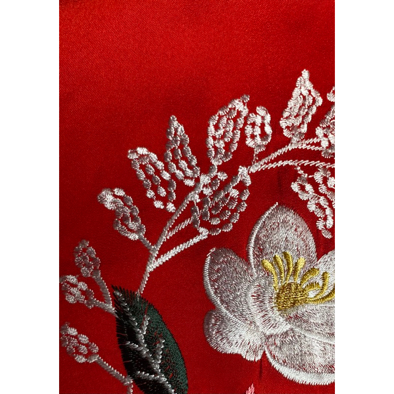 Áo Dài Thêu Hoa Tròn