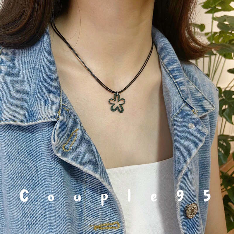 Vòng cổ hoa xanh rêu