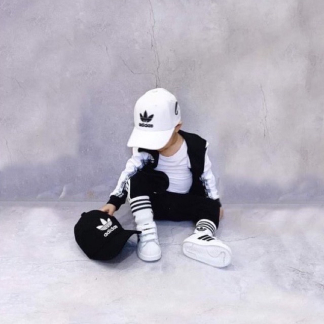 Mũ lưỡi trai cho bé,nón cho bé thể thao Adida phong cách, che chắn tốt.