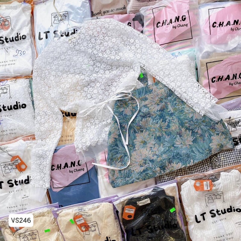 Hc16- sét áo ren và chân váy gấm