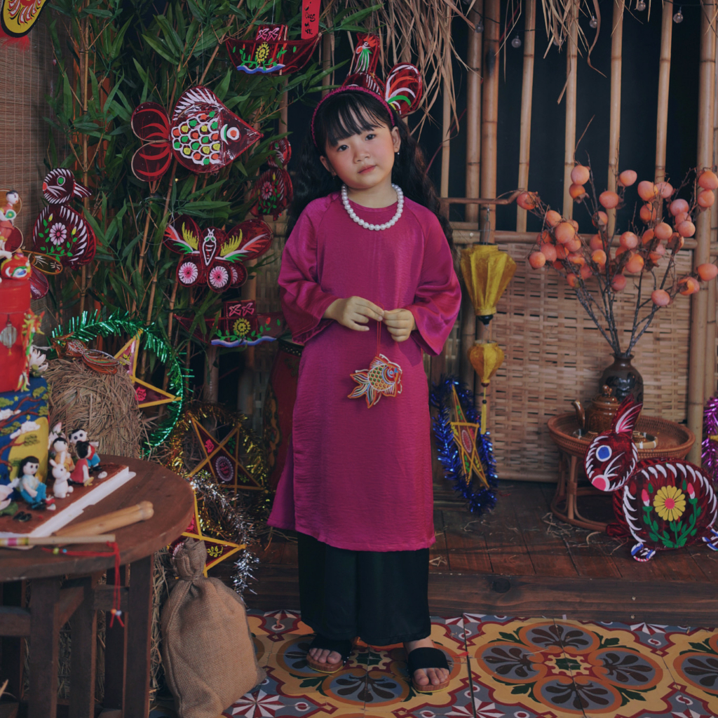 Áo dài em bé, áo dài bé gái, áo dài lụa bé gái cao cấp Em Bé Ơi - AD01