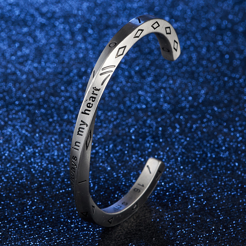 Vòng tay nam nữ titan freesize tự điều chỉnh kích thước SAZ  basic cá tính dễ phối đồ - Lắc Tay Freesize Tổng Hợp