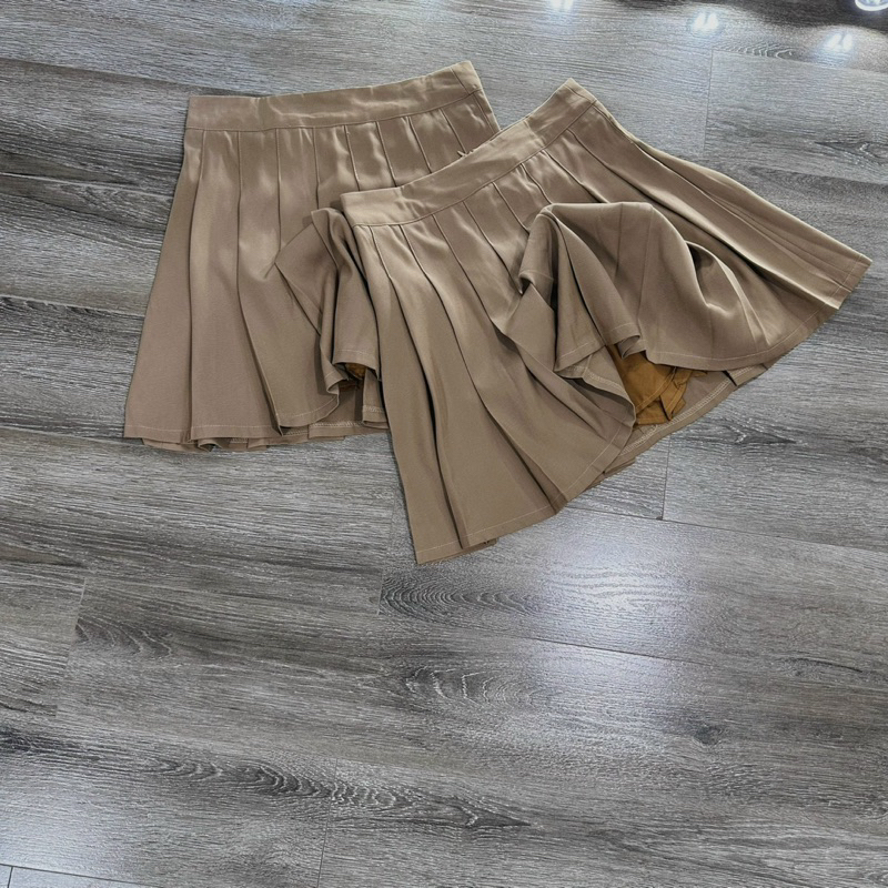 Váy quần xếp ly