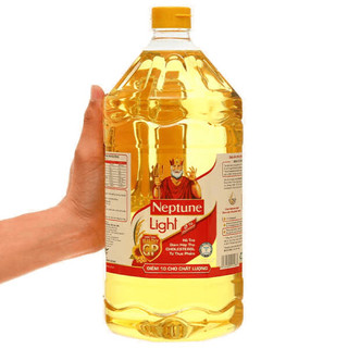 Chai 2L dầu an Neptune Light mẫu mới
