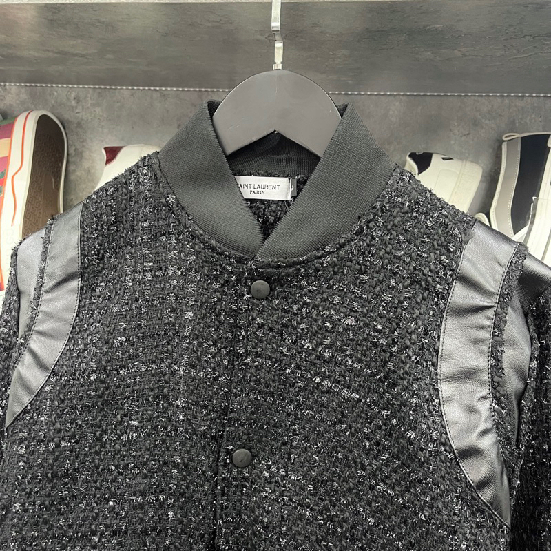 Áo khoác teddy bomber nam nữ vải dạ đính kim tuyến thêu sọc da đen hai vai bo ống 2 lớp dày dặn cao cấp AK16P