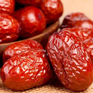 Táo đỏ tân cương loại ngon 1kg