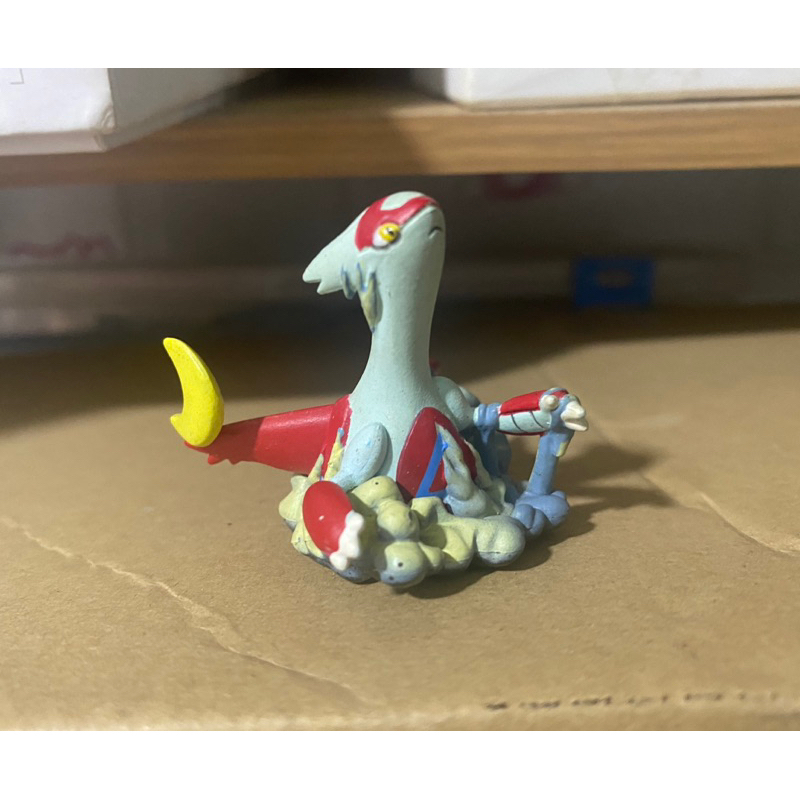 Mô hình pokemon Latias