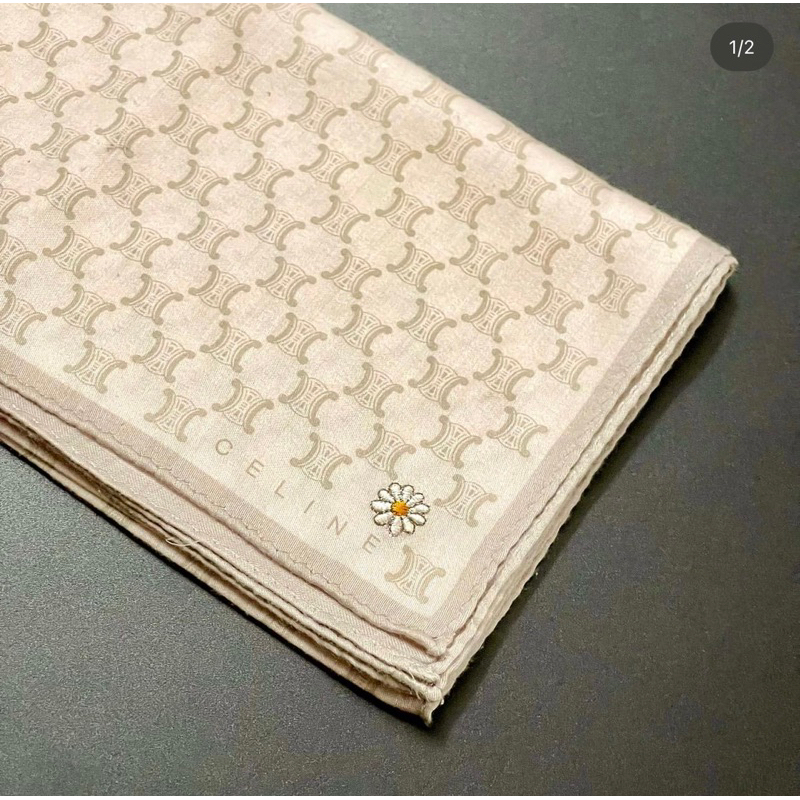 Thanh lý khăn Celine AUTHENTIC