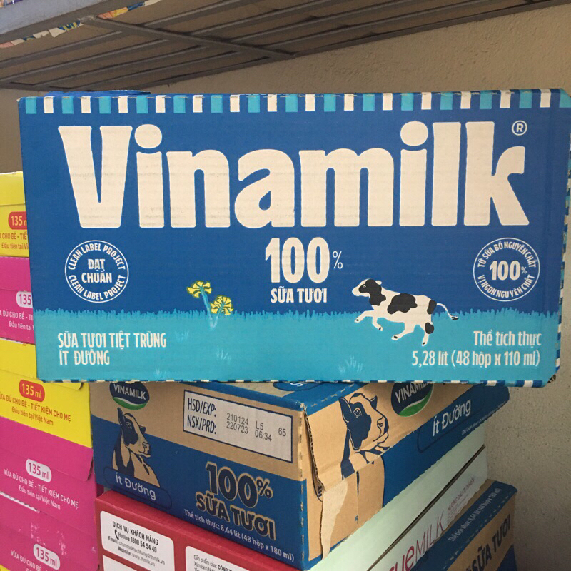 Sữa 100% vinamilk 1 thùng (48hộp x110ml ) sữa tươi tiệt trùng có đường , không đường , ít đường, hương dâu