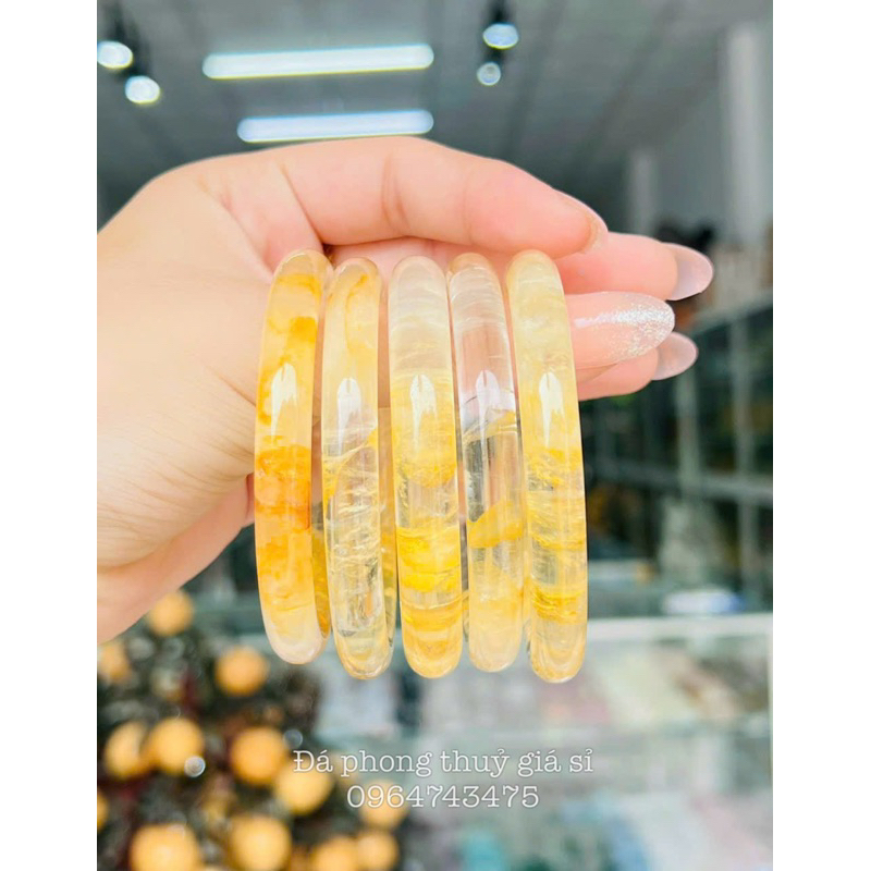 Vòng bản liền thach anh ưu linh vàng siêu vip size 52-58mm kèm hộp gấm cao cấp