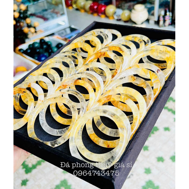 Vòng bản liền thach anh ưu linh vàng siêu vip size 52-58mm kèm hộp gấm cao cấp