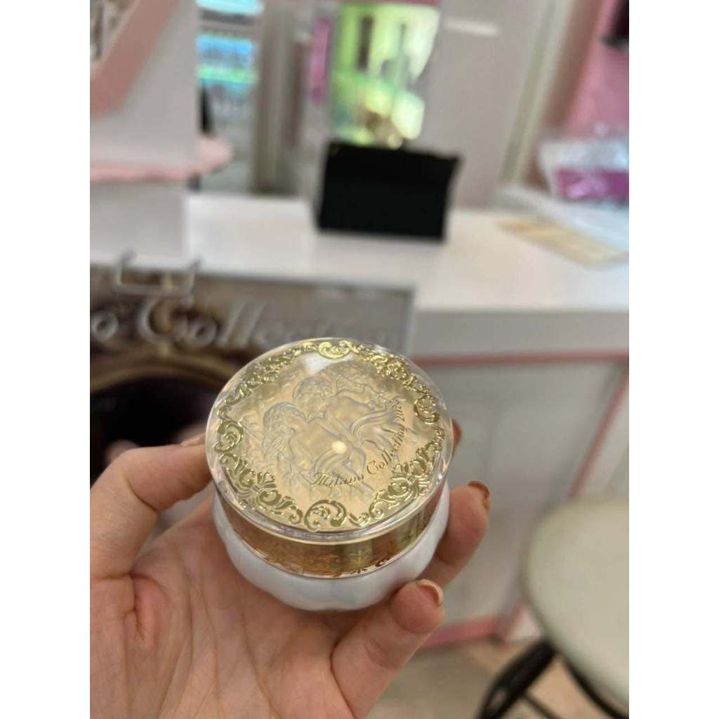 Kem dưỡng nâng tone Kanebo Milano Dress Up Cream