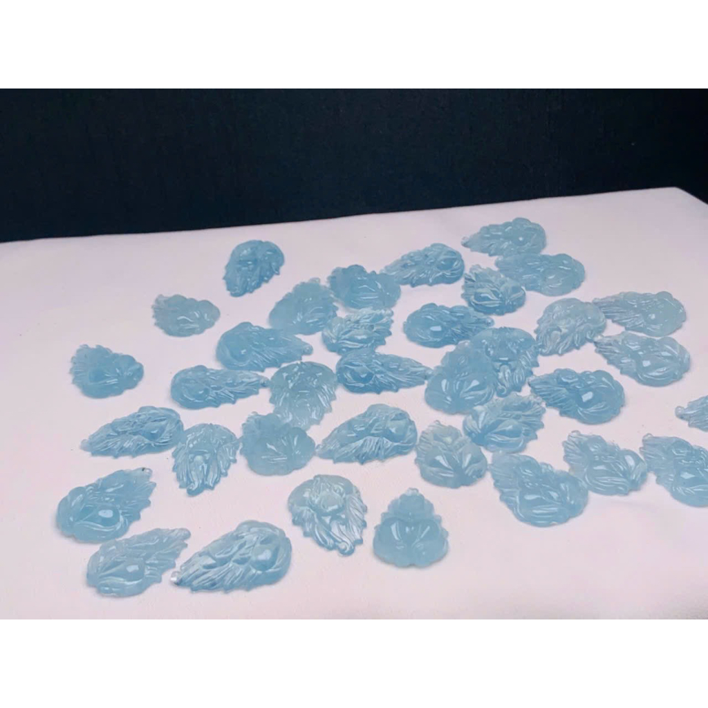 Bà Hồ Ly Chúa ôm hoa đá Aquamarine xanh dương x Tặng kèm túi đựng HL150 - Hợp mệnh Mộc, Thủy