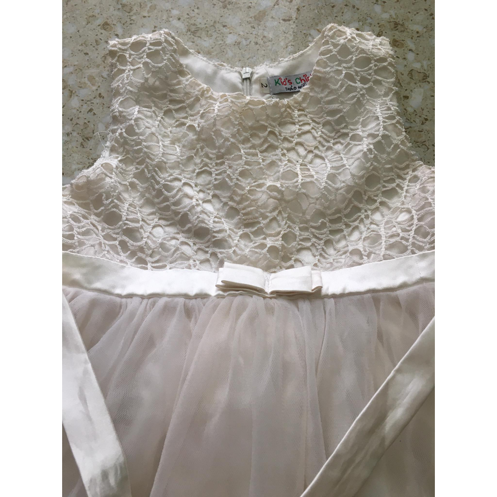 Đầm voan trắng cho bé