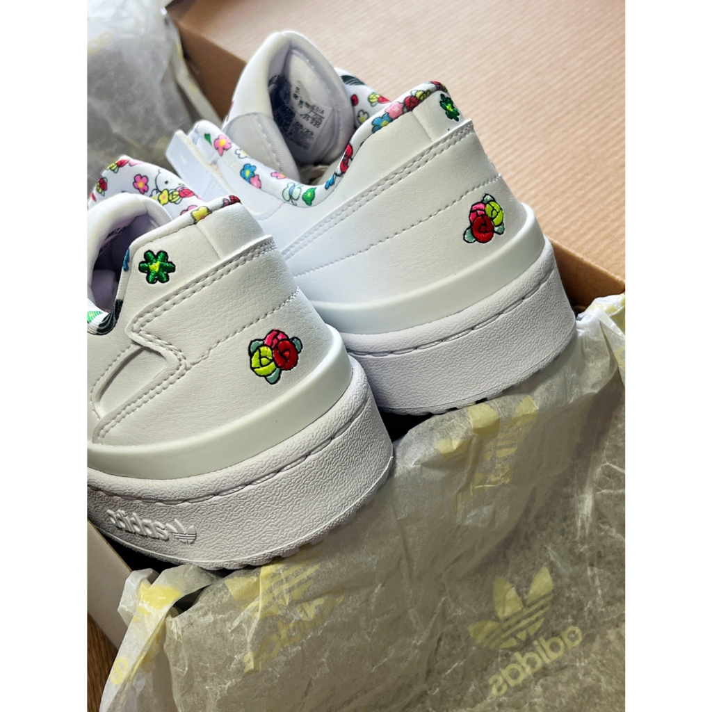 Giày Adidas Forum Low Hello Kitty