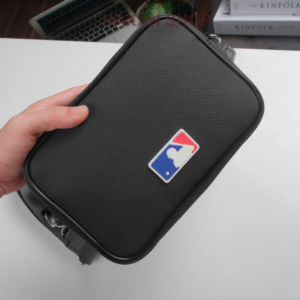 Túi Đeo Chéo MLB NY Logo 7 Màu Chuẩn Hãng Chất Liệu Polystes Kháng Nước Size 21cm*14cm*6cm