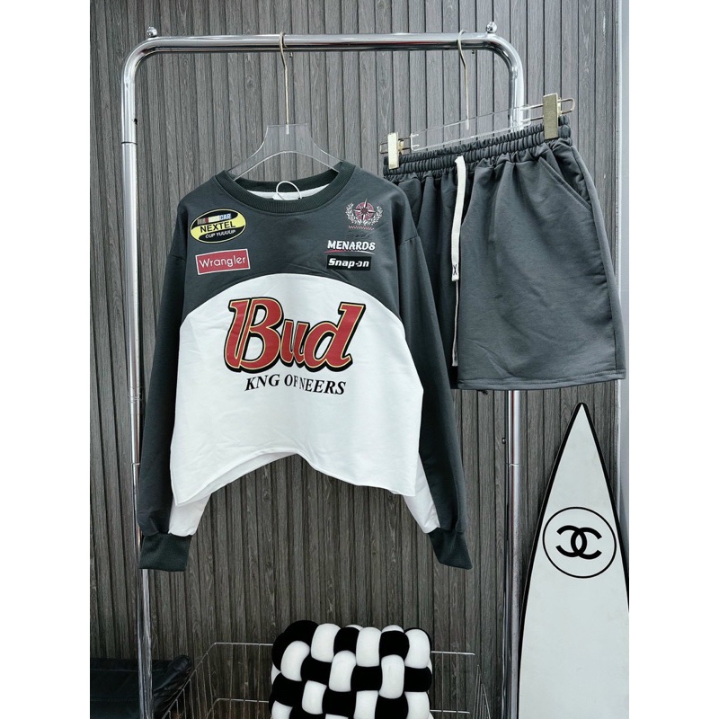 Set áo tay dài phối màu hoạ tiết kèm quần short