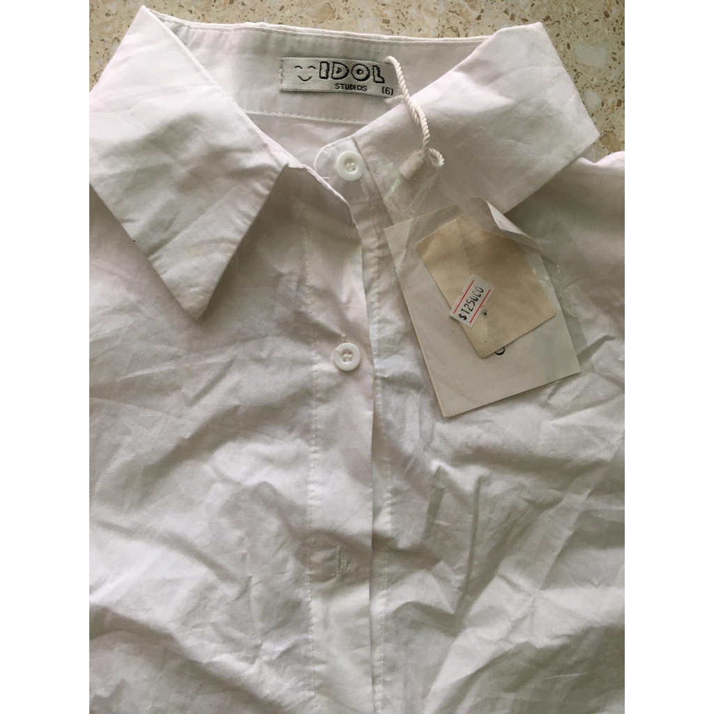 Áo sơ mi trắng