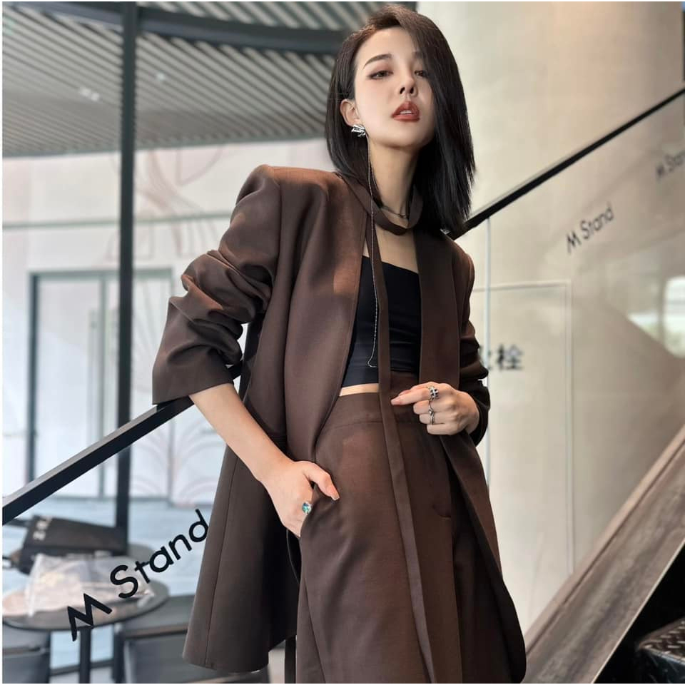 Set áo vest nâu buộc đai + quần xuông Eclipse Cthing