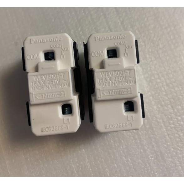 Hộp 10 Công Tắc bắt vít hàng Wide