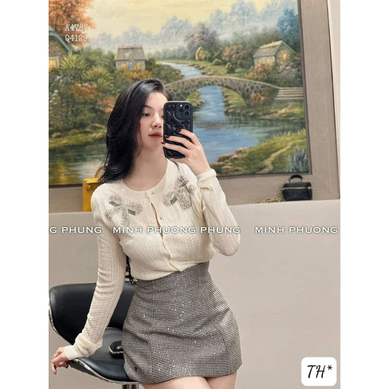 Áo Len Dài Tay Đính Nơ Hạt