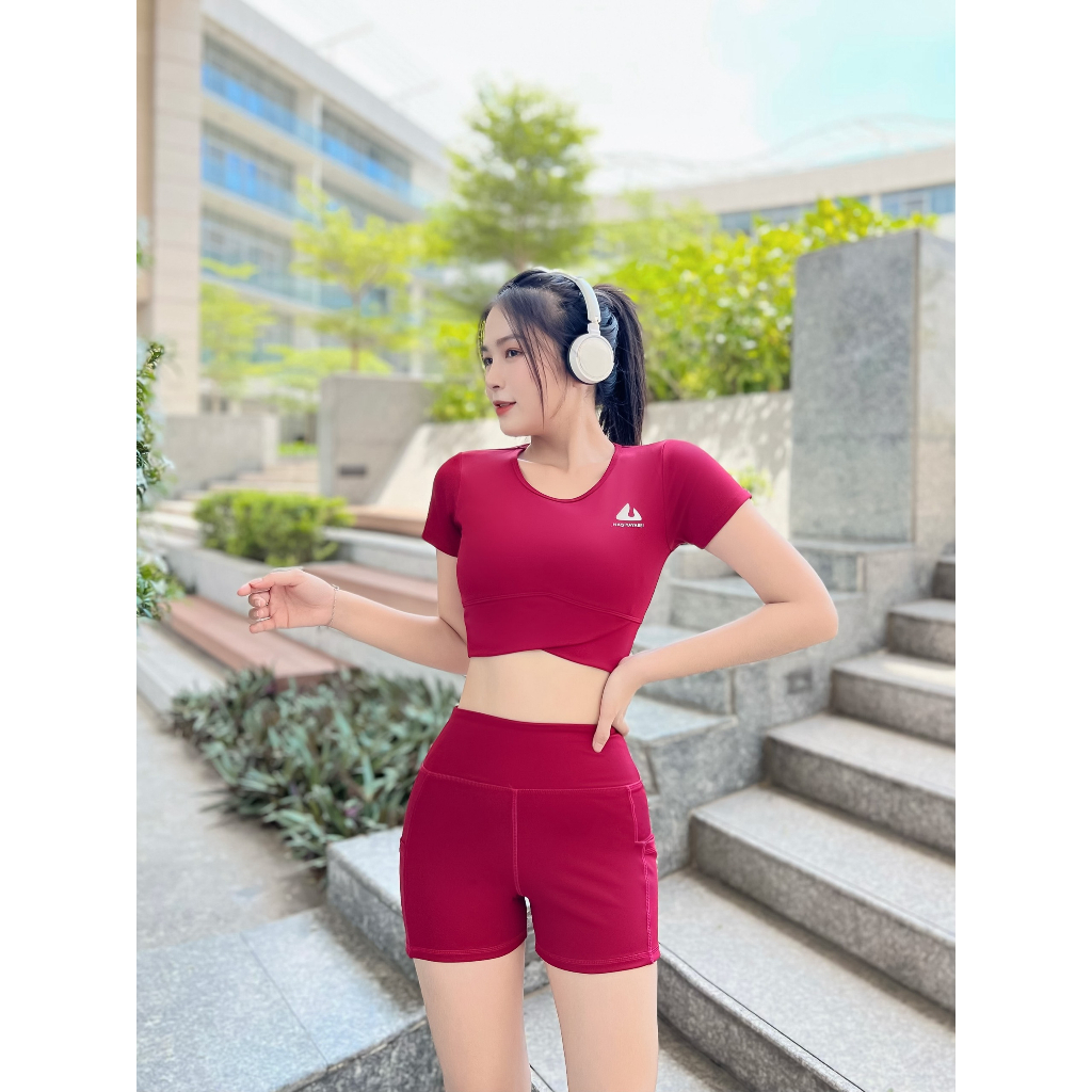 Bộ cộc áo croptop + quần túi tập gym yoga aerobic nữ vải thun poly cao cấp- đồ tập gym yoga nữ