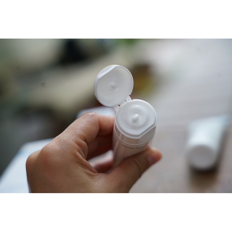 Kem nẻ dưỡng ẩm Dexeryl Creme, Pháp  hỗ trợ da nứt nẻ, chàm sữa, mẩn ngứa rôm sảy cho trẻ sơ sinh, người lớn