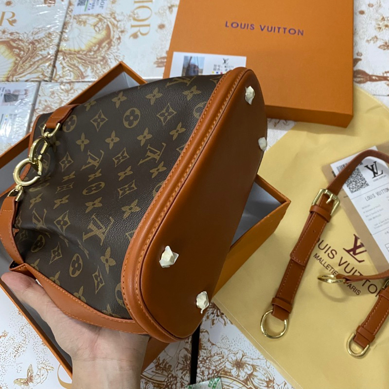 Túi LV CEST BUCKET SP FULLBOX SEAL