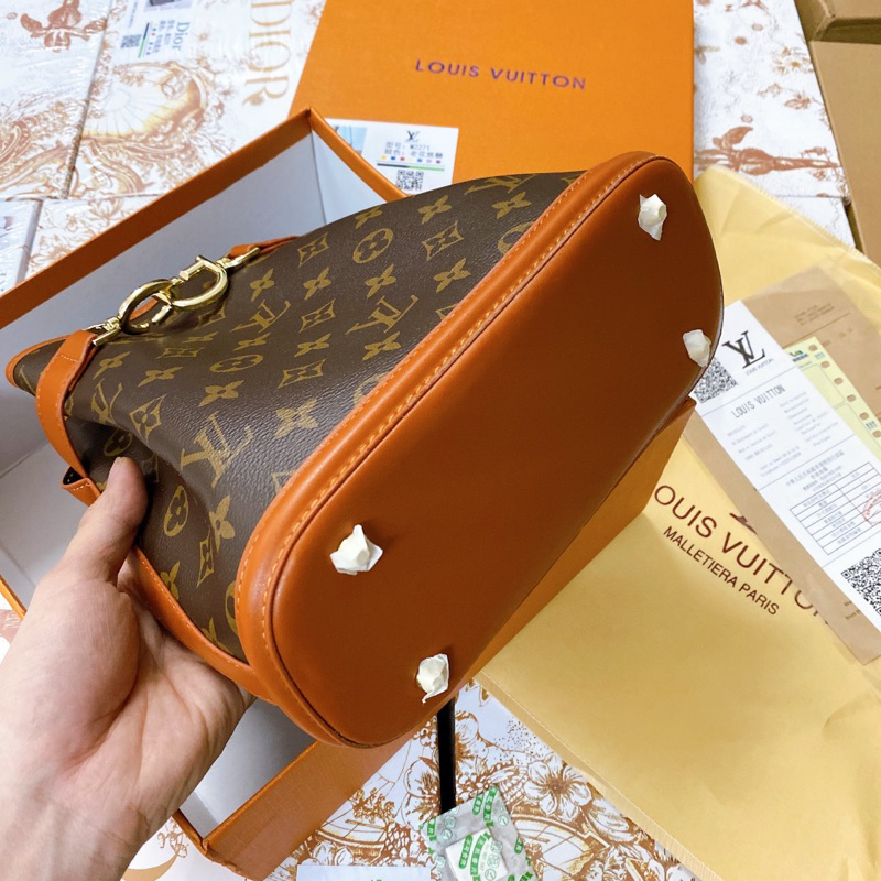 Túi LV CEST BUCKET SP FULLBOX SEAL