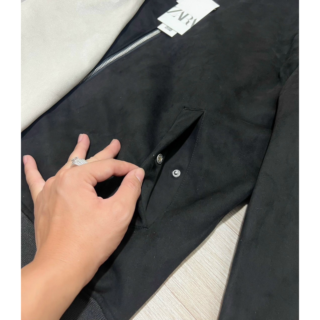 ÁO KHOÁC BOMBER DA LỘN KÉO KHOÁ ZRF NAM