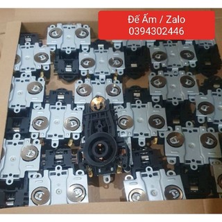 Chân Đế Ấm Đun Nước Siêu Tốc Liên Công Tắc